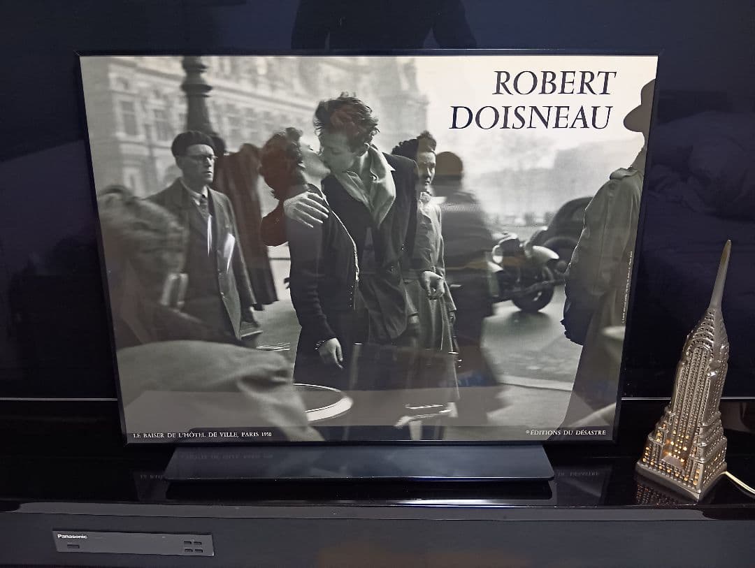 1980's　ロベール ドアノー　フランス製　パリ市庁舎前のキス　ポスター