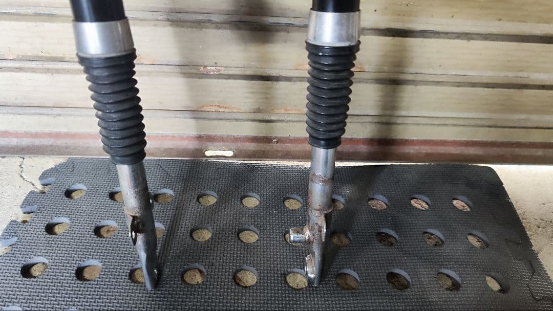 ダックス　フロントフォーク　カブトフェンダー　ホンダ純正　2型