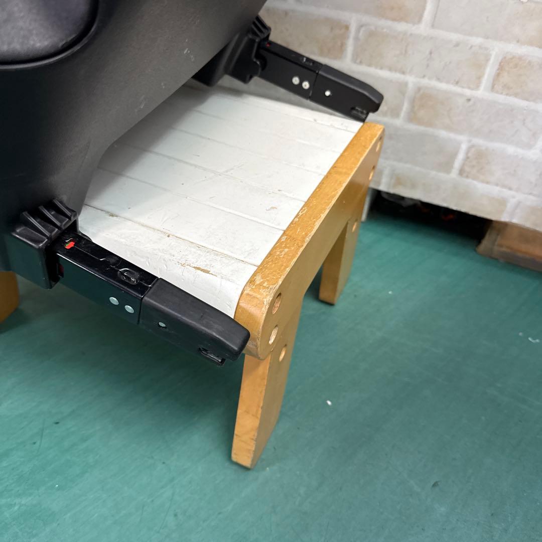 エールべべisofix チャイルドシート クルット4i 回転式　新生児から