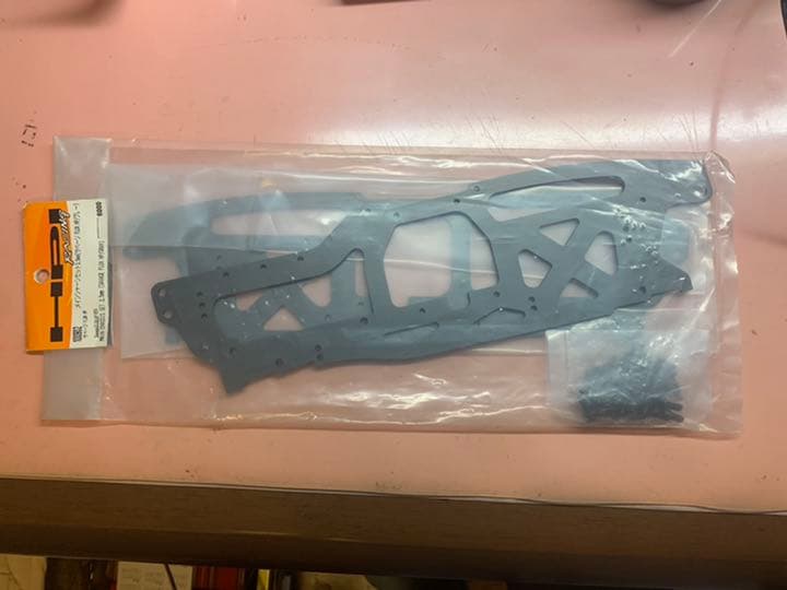 レアHPI 100902 サベージ　FLUX メインシャーシ 新品未開封