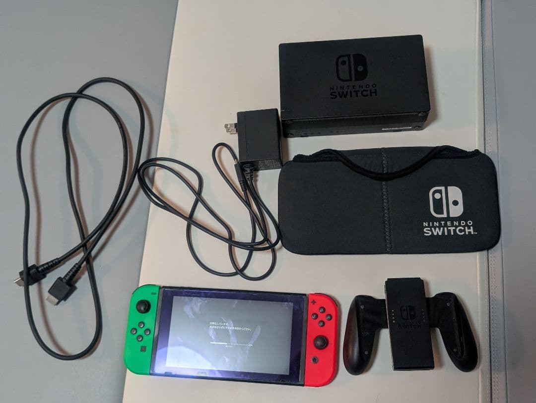 Nintendo Switch 本体 青/赤 ケース付き