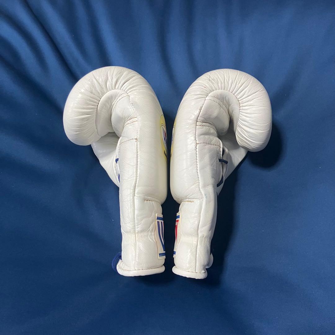 Winning ウイニング ボクシンググローブ 8oz ホワイト 紐式