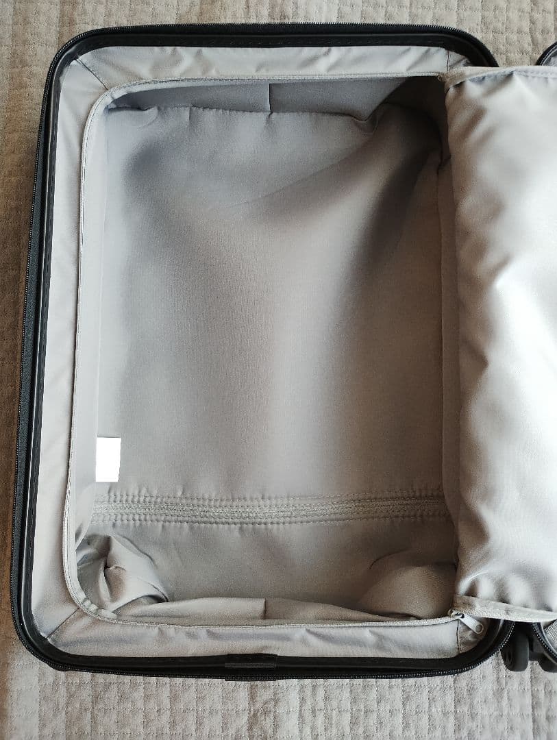 ■美品　無印 キャリーケース 36L 　機内持ち込み可能　タイヤロック機能付