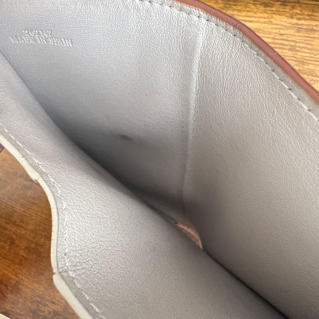 LOEWE 三つ折り財布 ライトグレー