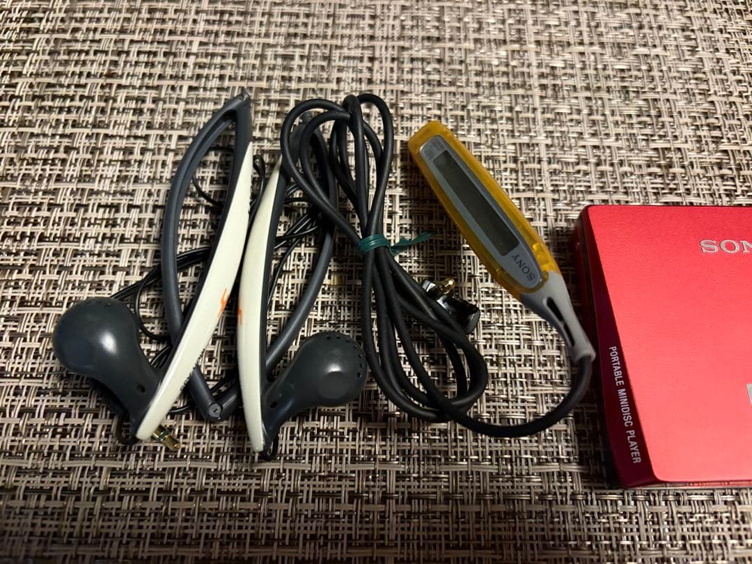 Sony MDウォークマン　MZ-E75