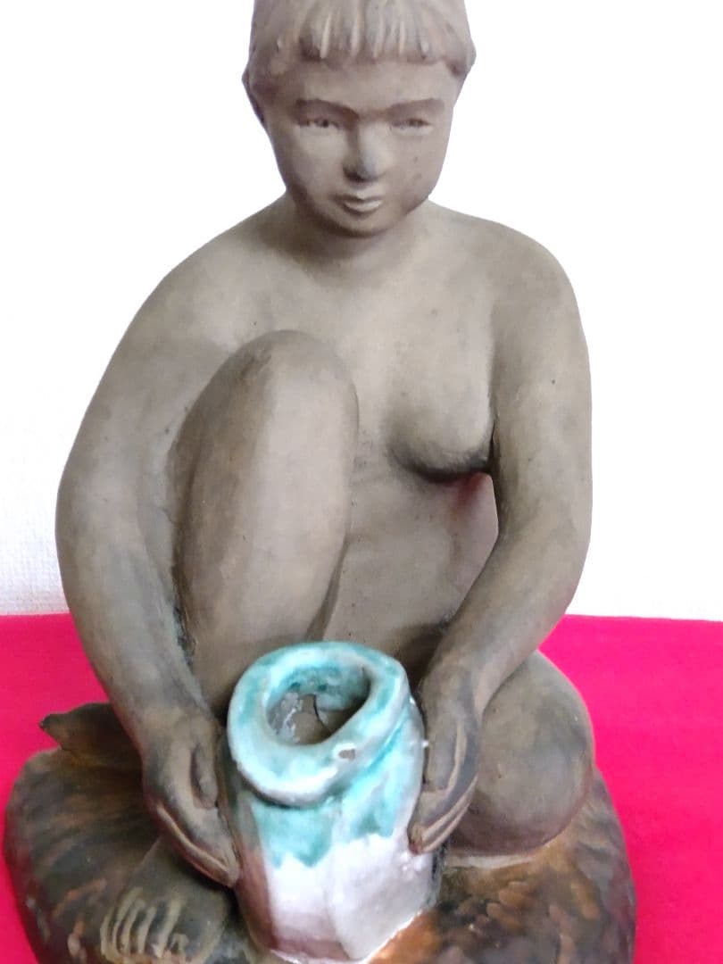 少女像置物/陶器