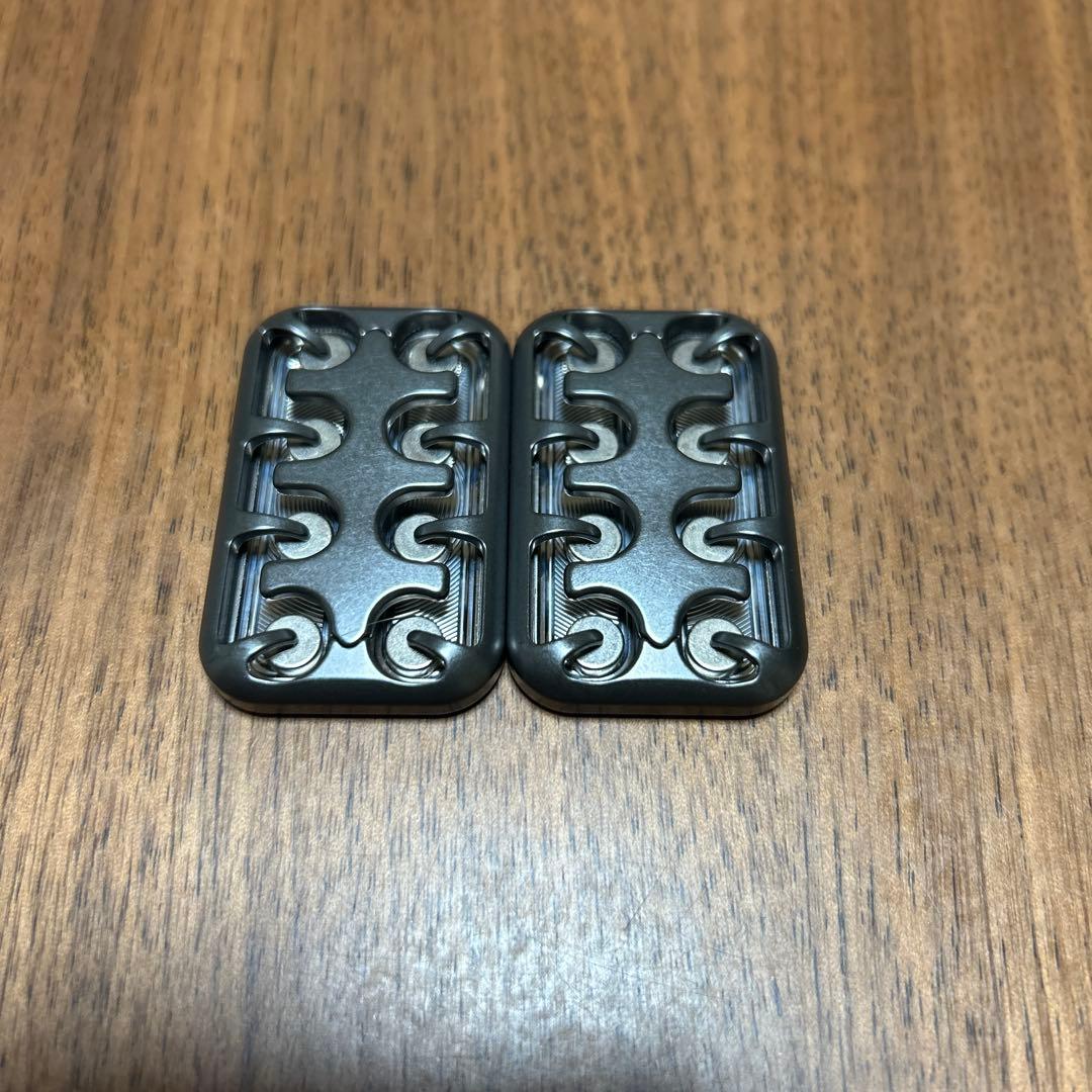 MAGNUS NoRing Zirc/Zirc/SS フィジェットトイ