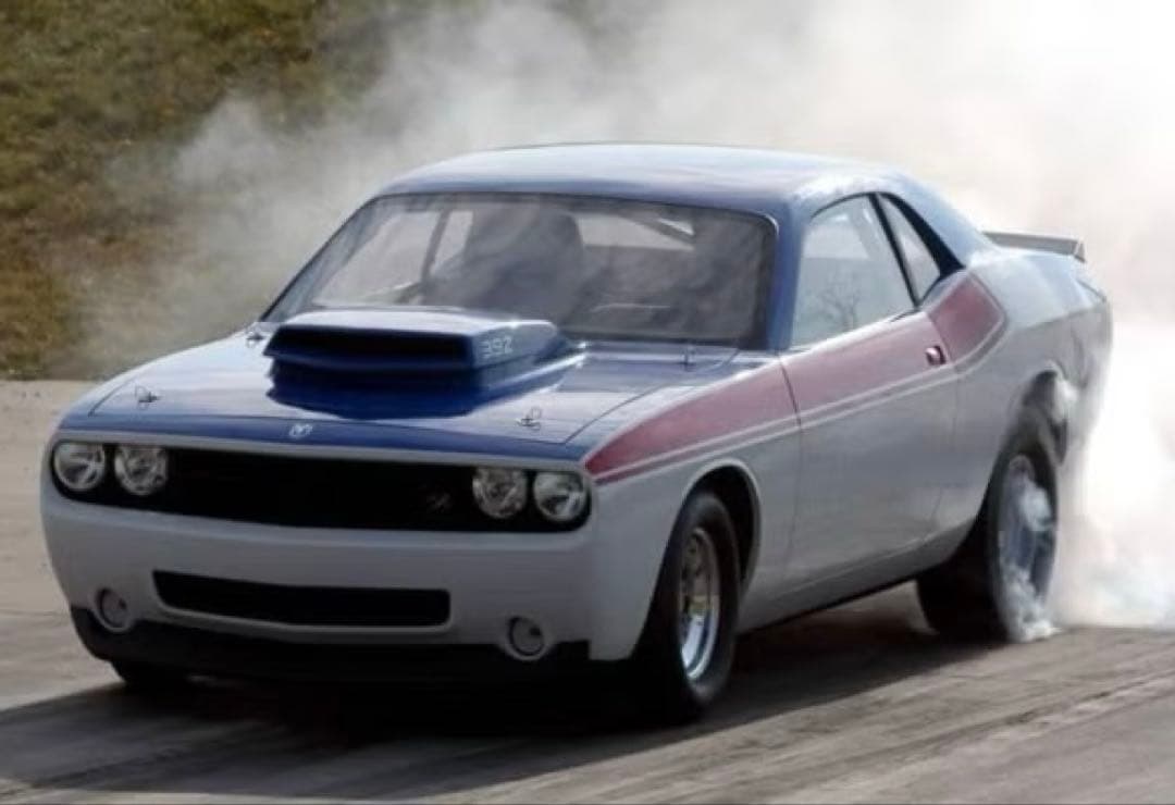 ハイウェイ61 2010 ダッヂ チャレンジャー 392 HEMI 1/18