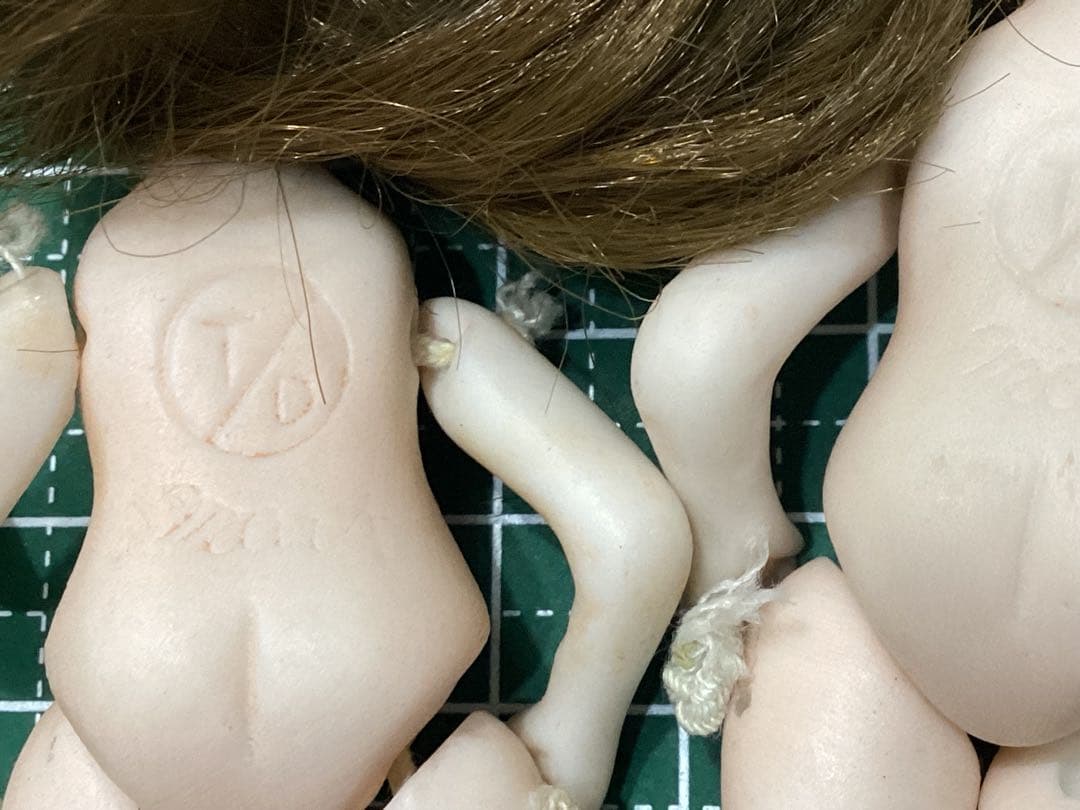 ミニョネット　アンティークビスクドール 2体セット T/D刻印あり　ヴィンテージ