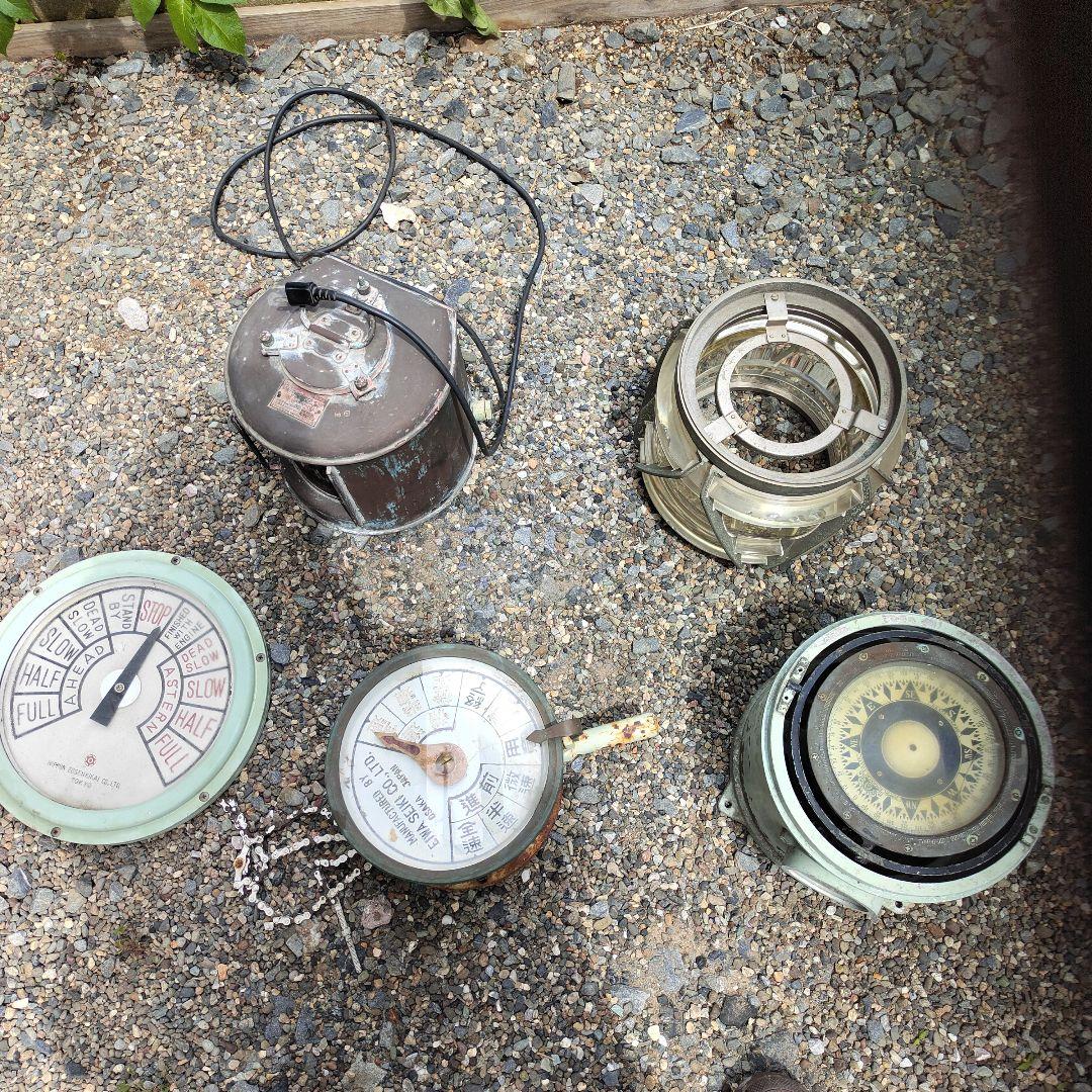 船のパーツまとめ売りです。