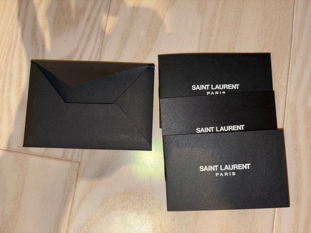 【正規店購入】SAINT LAURENT ブラック 二つ折り財布