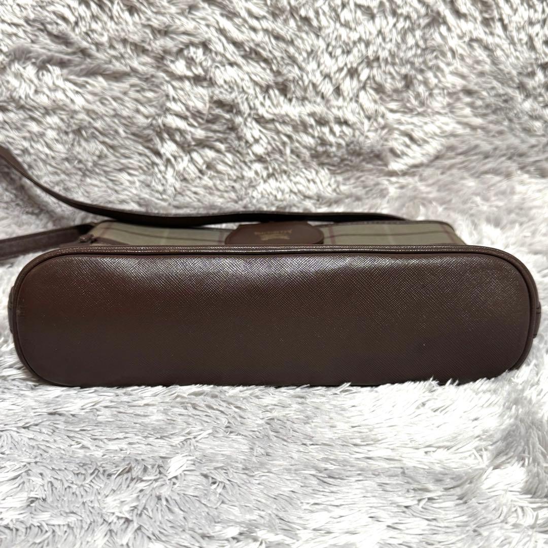 フィロ様★バーバリーズ ノバチェック ショルダーバッグ PVC×レザークロス