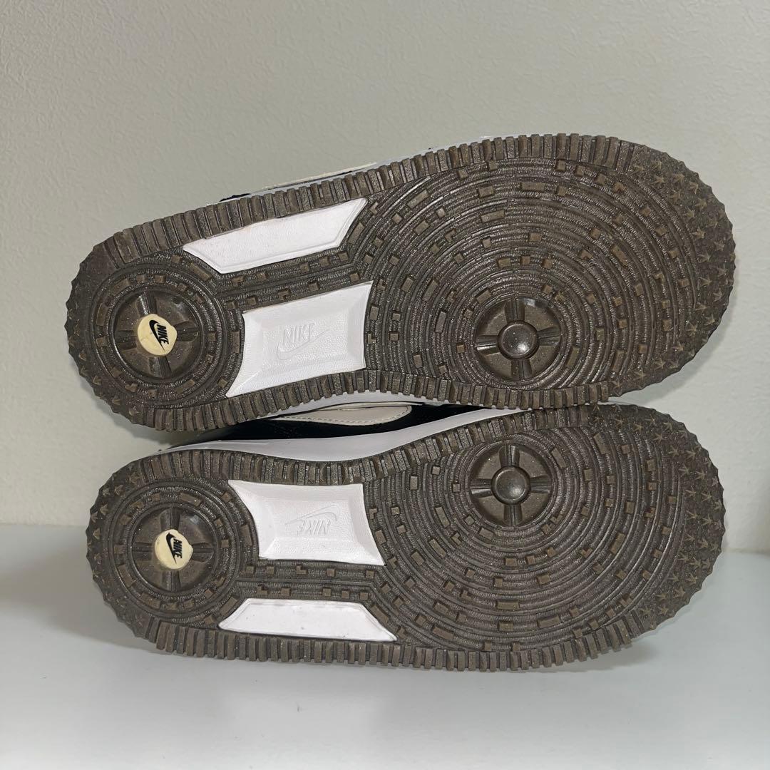 nike ナイキ　スノボーブーツ