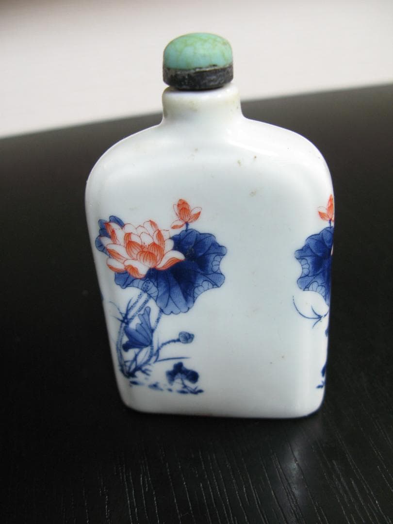 青花鼻煙壺 乾隆年制 　ビエンコ　アンティーク　香水　中国美術　清朝