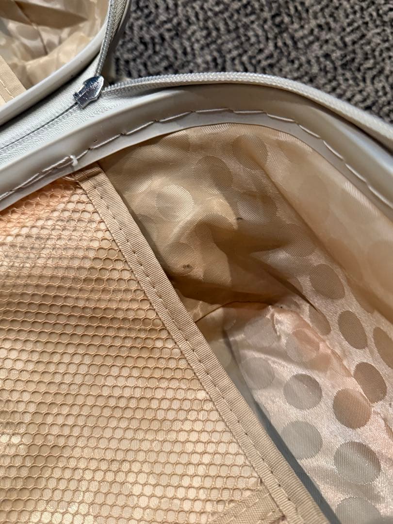 美品☆キッズトラベル　子どもが乗れるキャリーケース　くすみピンク