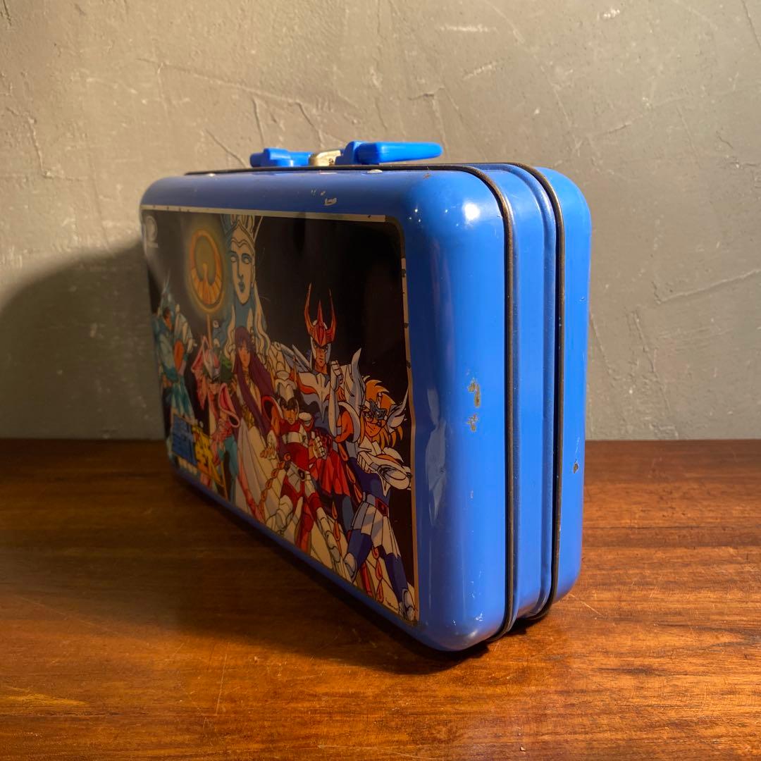 昭和レトロ 聖闘士星矢 ミニトランクケース 不二家 ブリキ缶 キャラクター