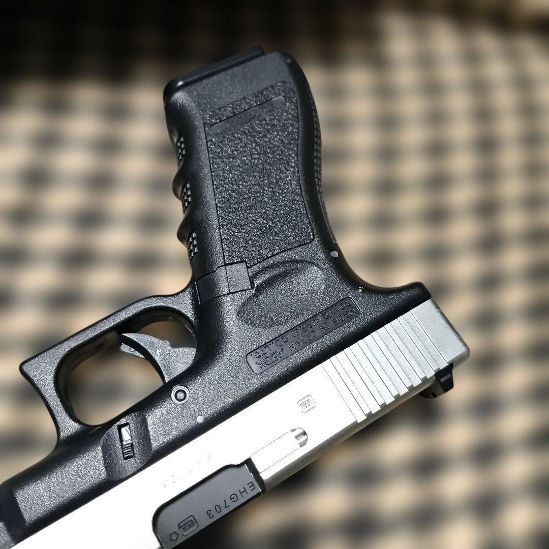 東京マルイ製　電動ハンドガン　グロック18C　予備マガジンセット