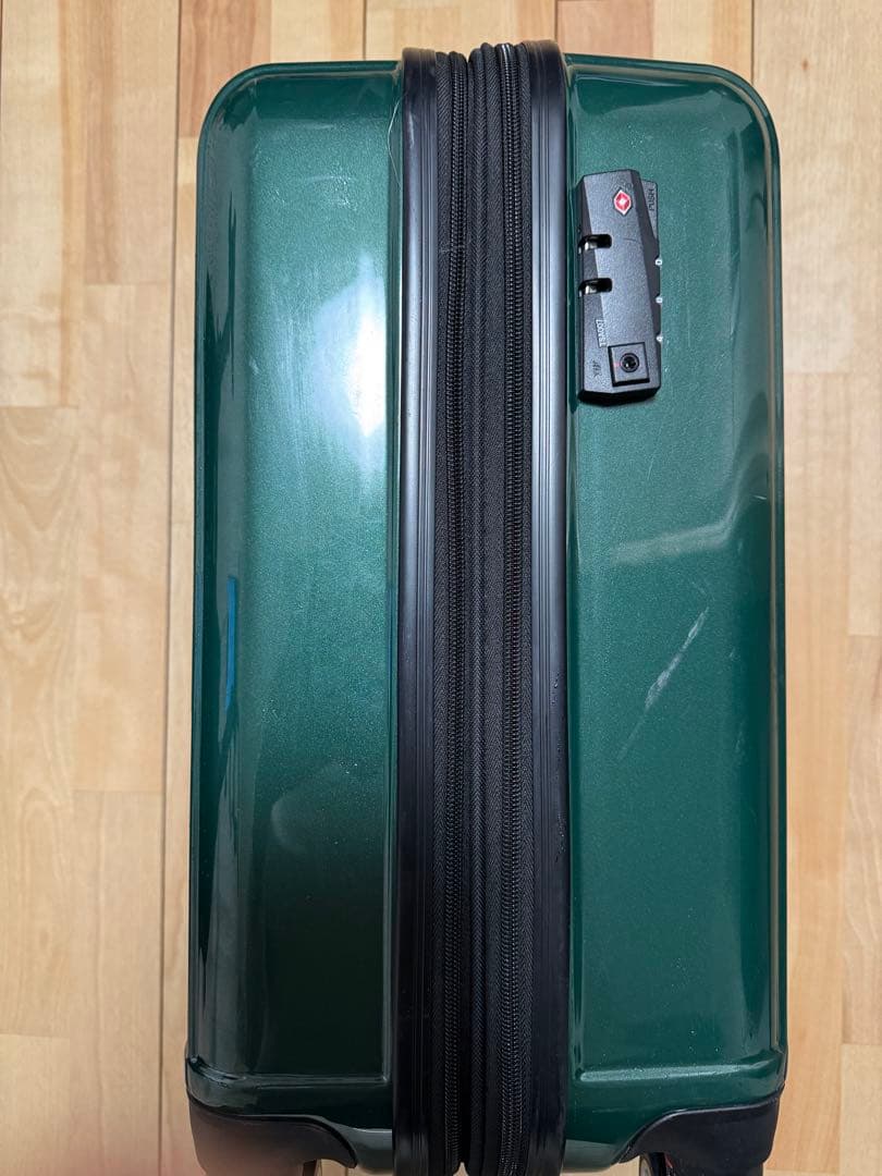 A*R様 ACE ダークグリーン キャリーケース　機内持ち込みSサイズ