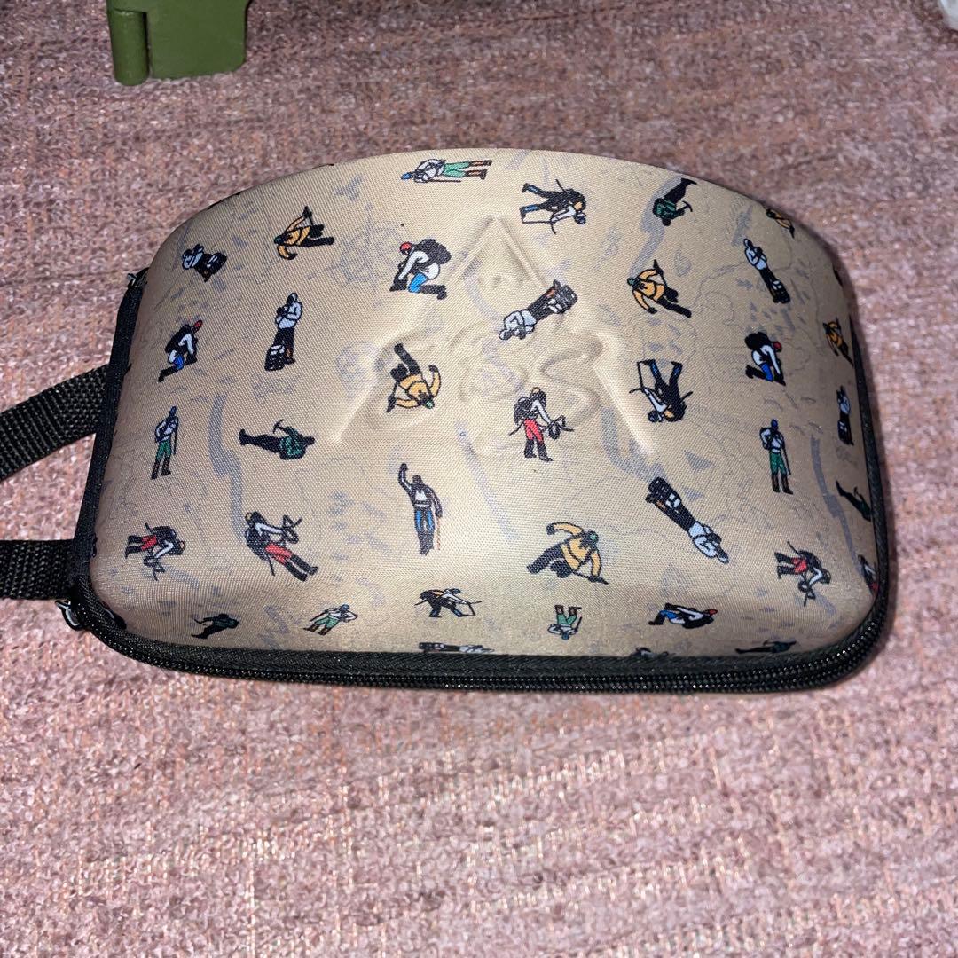 DEELUXE 23-24 27cm REVOLTゴーグル、グローブセット