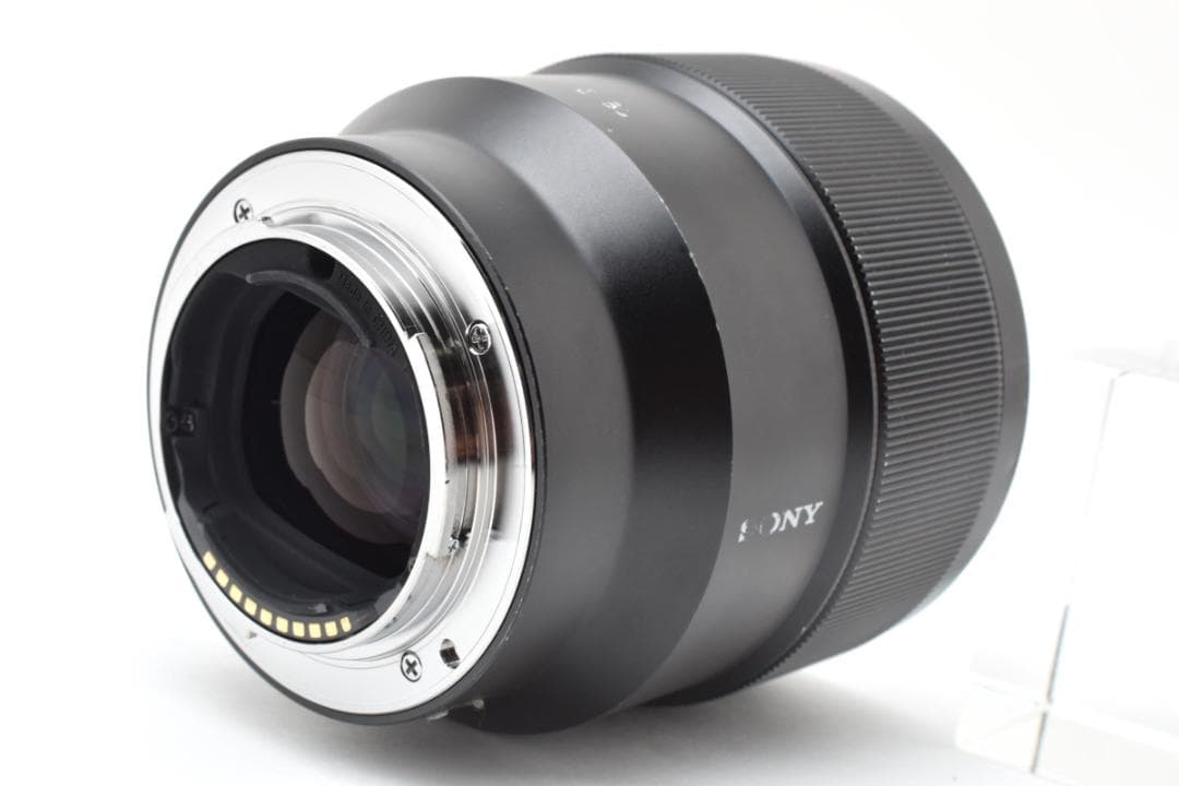 美品　SONY FE 85mm F1.8 SEL85F18 Eマウント M865
