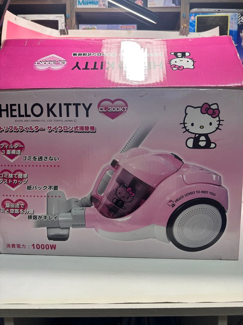 未使用 HELLO KITTY ハローキティサイクロン掃除機 CL 300KT