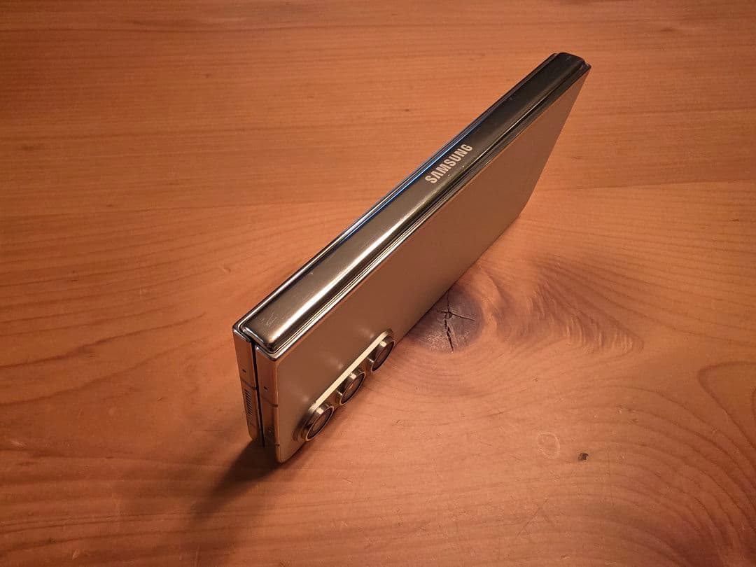 [訳あり] Samsung Galaxy Z Fold5 512GB ホワイト