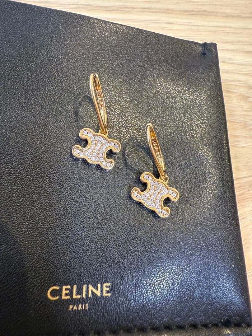CELINE ゴールドピアス