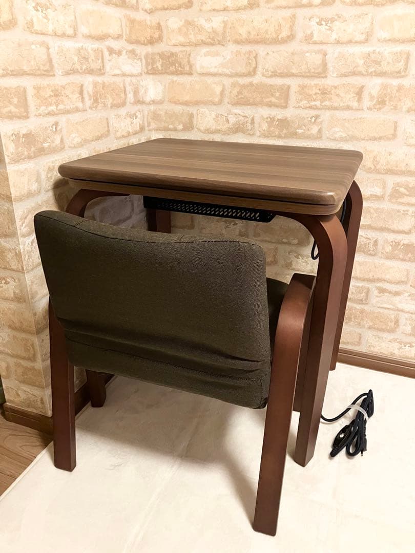 こたつ3点セット　1人用コンパクト　ダイニングテーブル　イス　こたつ布団