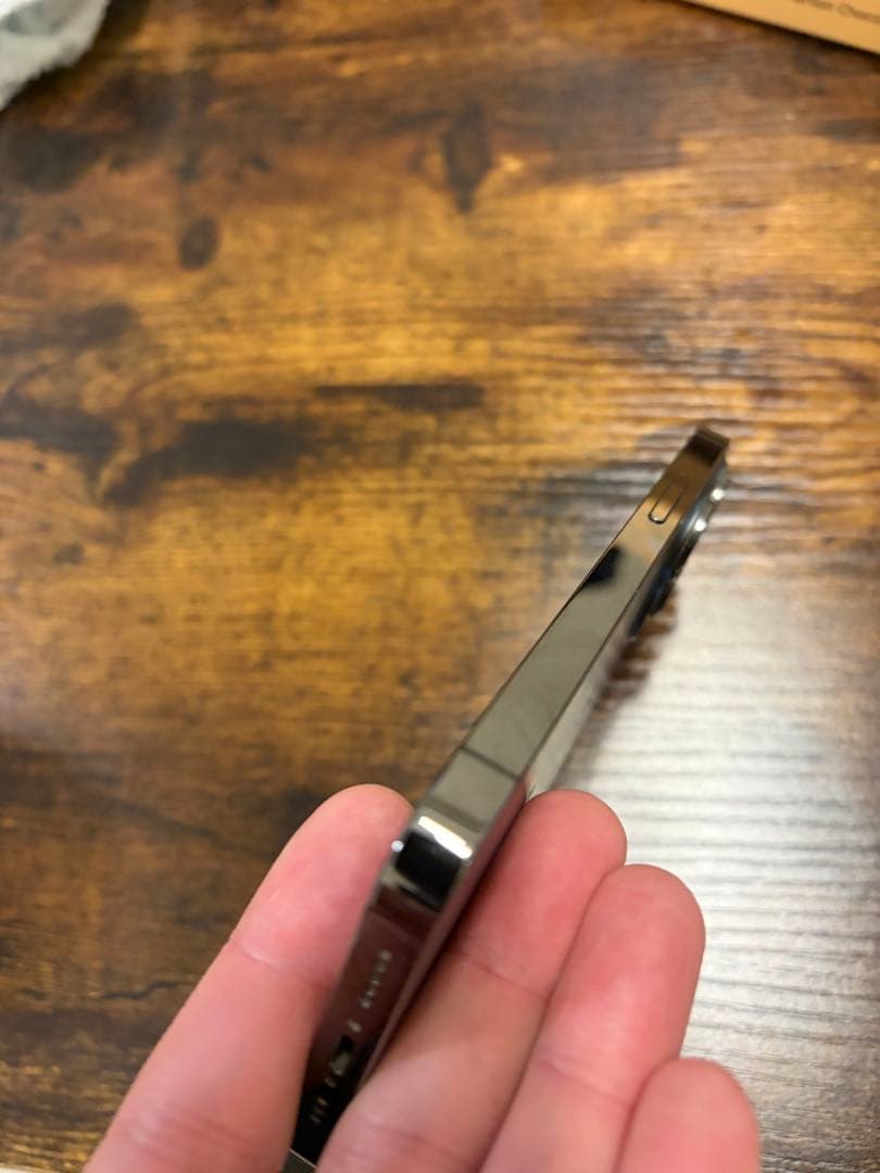 Apple iPhone 13 Pro グラファイト　256GB