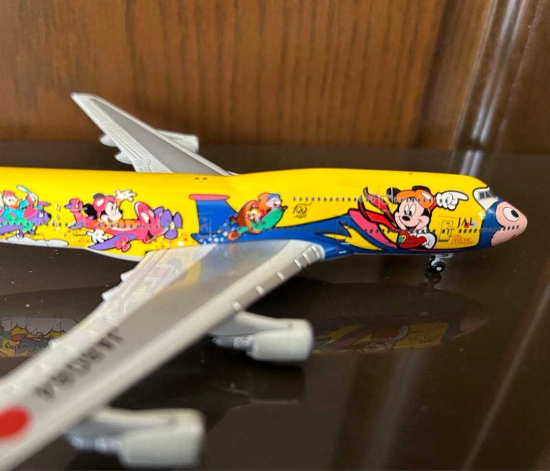 希少B747-446D JAL ドリームエクスプレス スイート号 JA8908