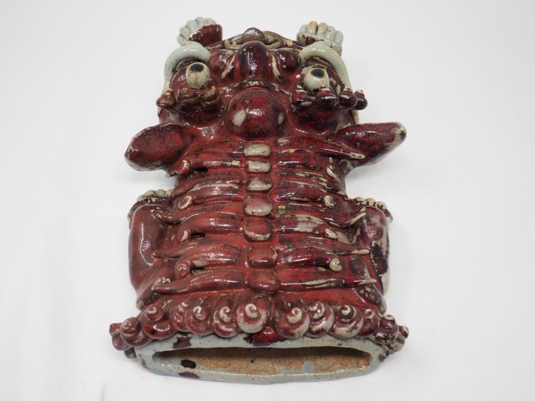 赤いシーサー瓦　沖縄産　レア　琉球　守り神　鬼瓦　縁起物　破邪