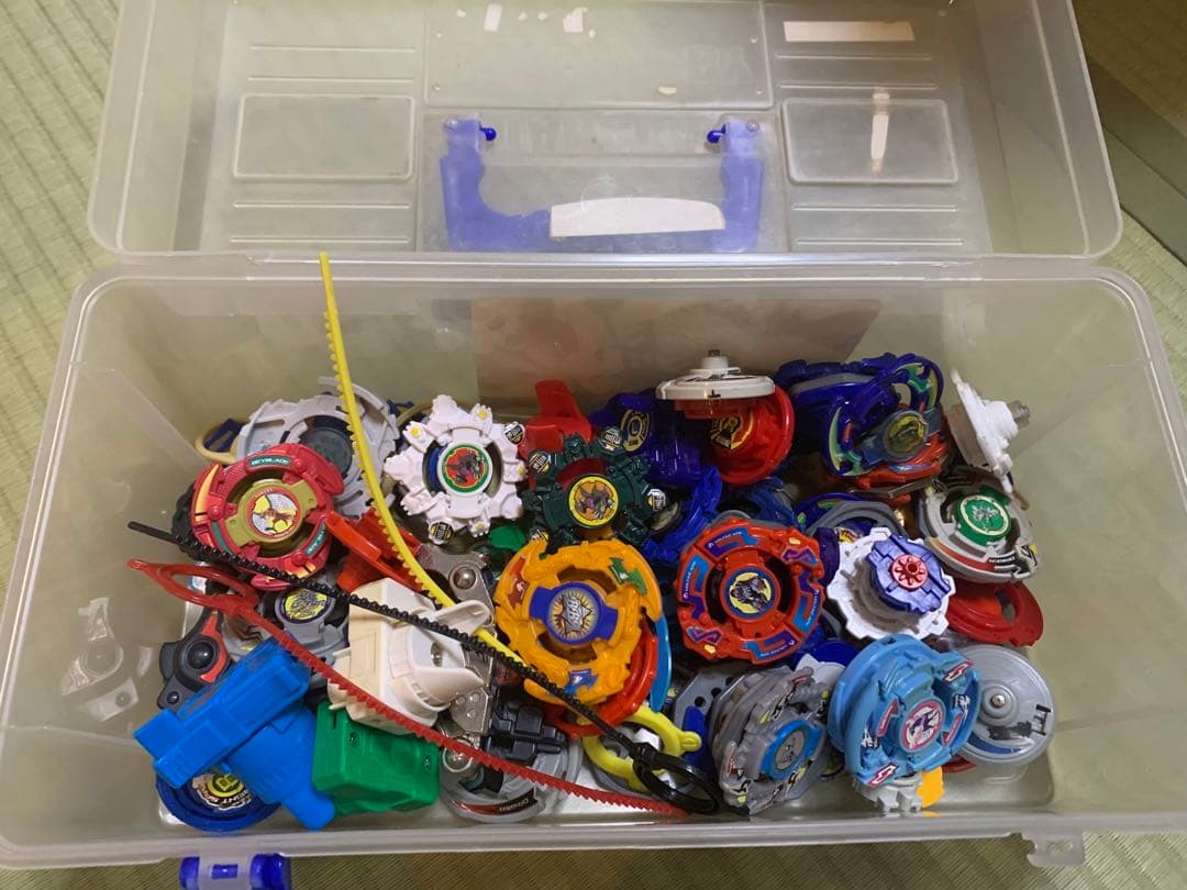 s*c様 爆転シュートベイブレード公式サイズツールボックス