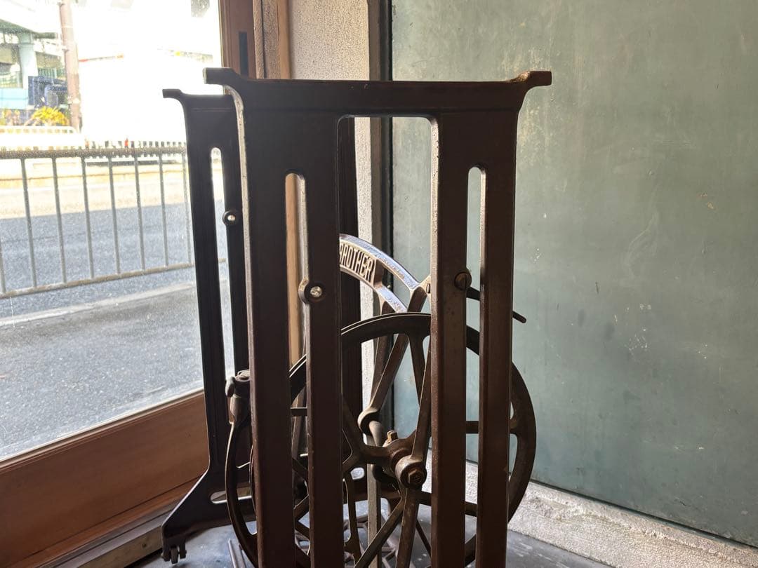 ブラザー brother ミシン脚 作業台やテーブルの脚に