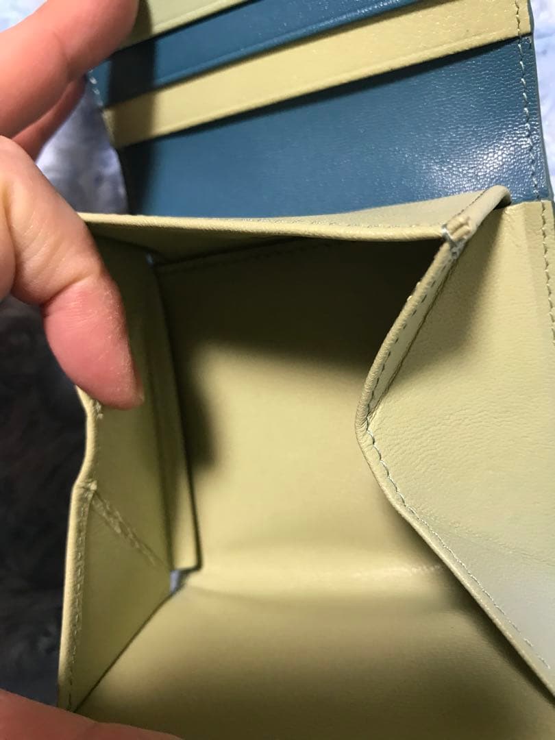 ムーミン　マザーハウス　コラボ　財布　二つ折り　美品