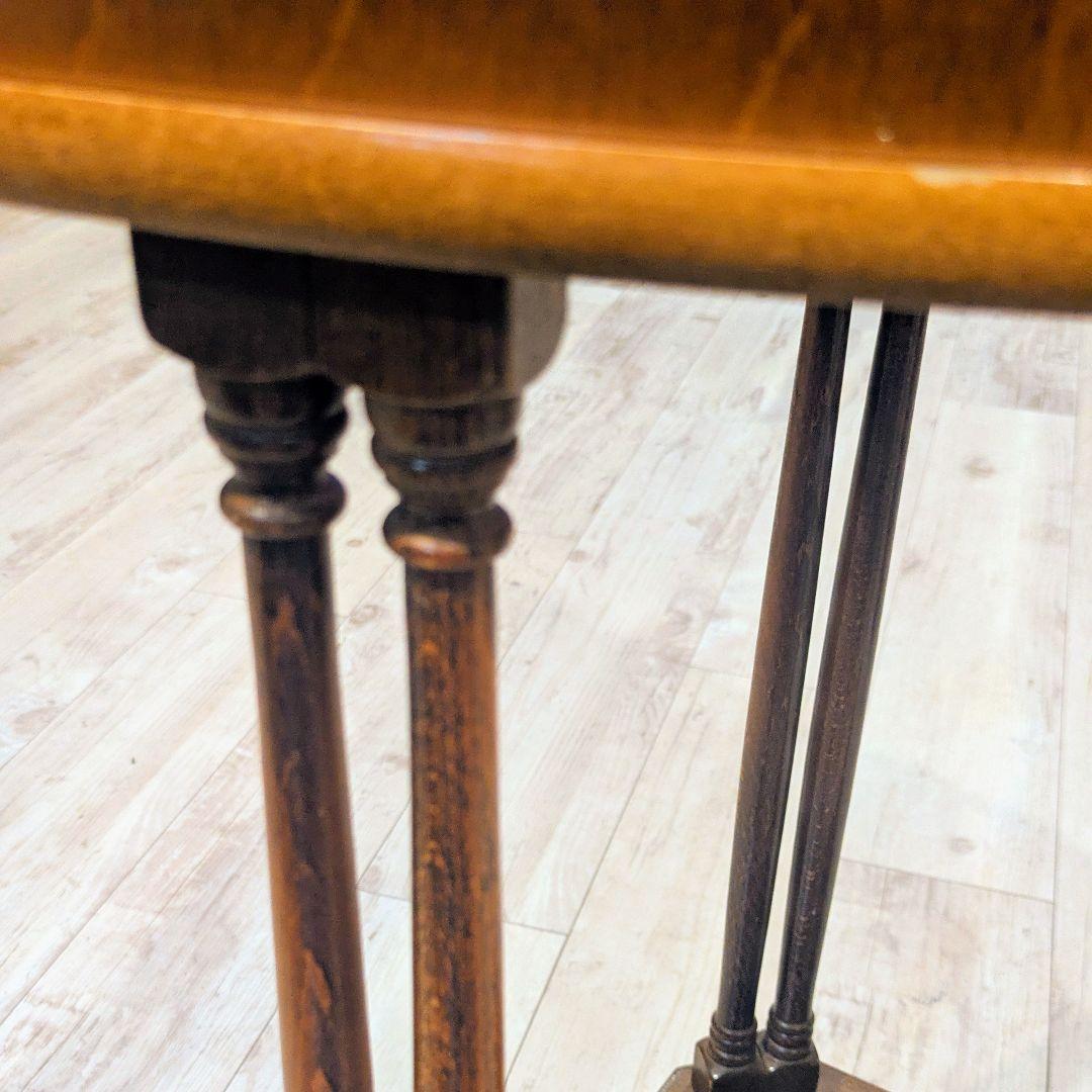 イタリア製 アンティーク調 コーナーテーブル 透かし飾り 輸入家具 送料込