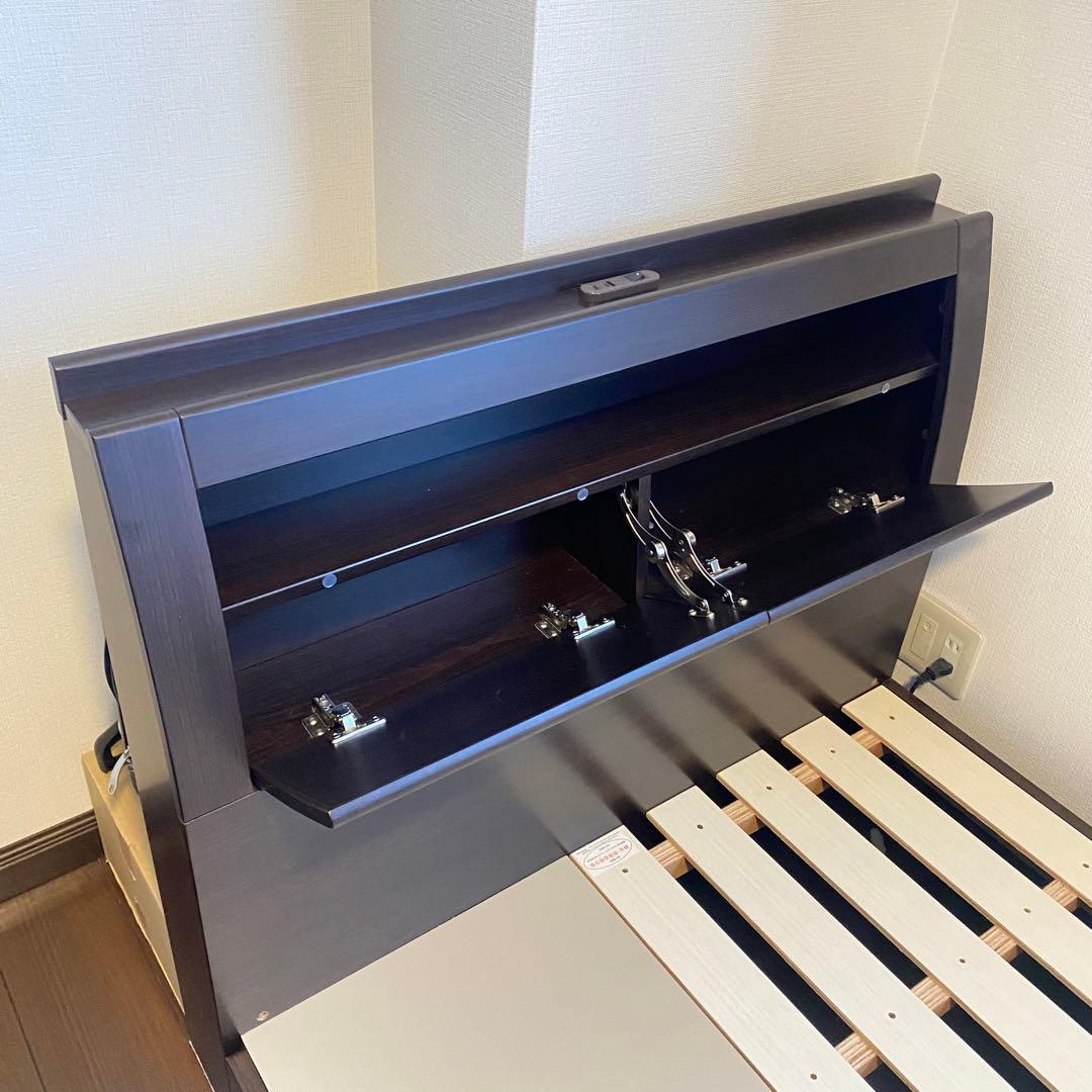 【直接引き取り、解体済み】ニトリ ベッドフレーム シングル　コンセント付　収納有