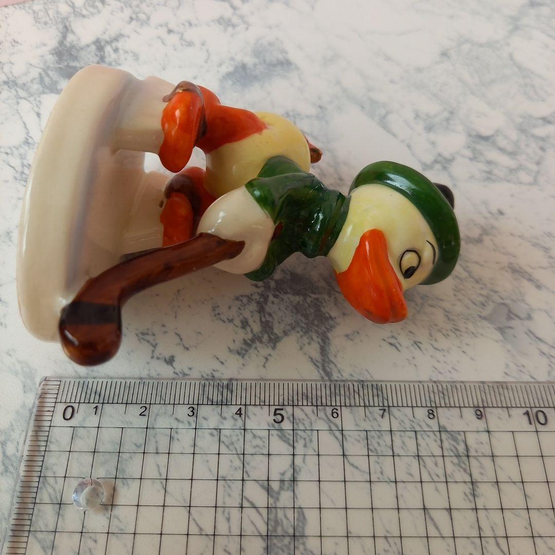 ディズニー　ドナルドダック　セラミック製フィギュア