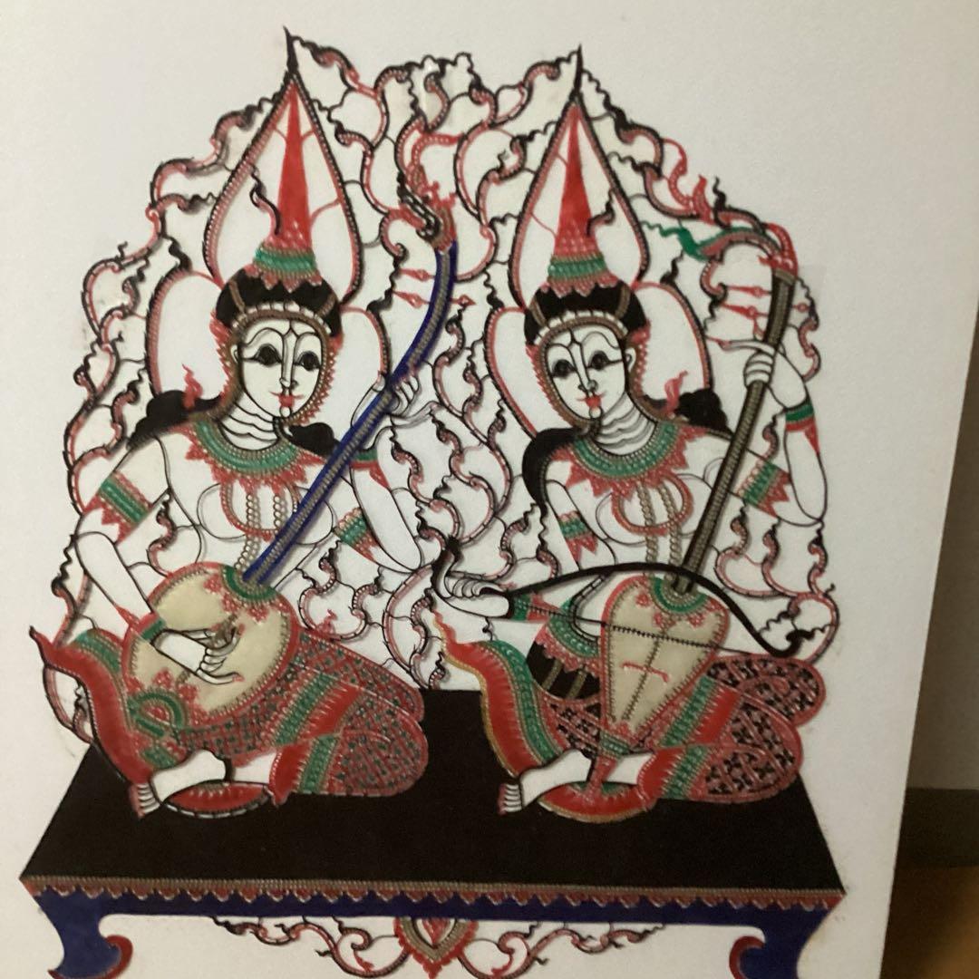 インドネシア　民芸品　布製カロチャ刺繍調　リシェリュ風カットワーク 　木枠額装