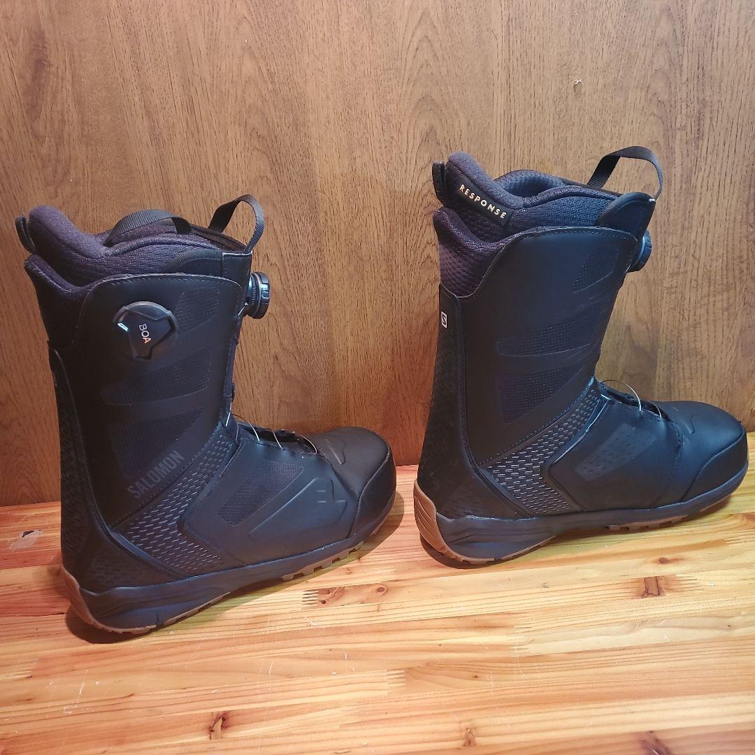 美品　SALOMON　スノーボードブーツ　送料無料 26005