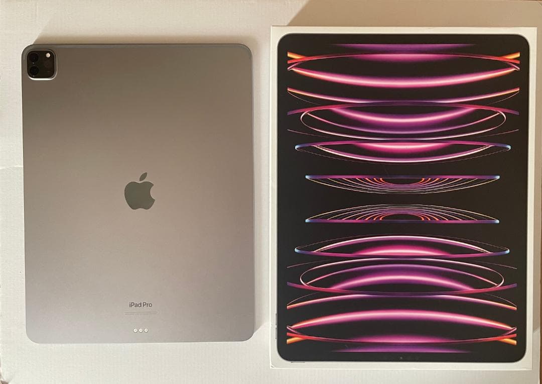 4点 iPad Pro 12.9 第6世代＋純正キーボード＋純正ペン＋カバー