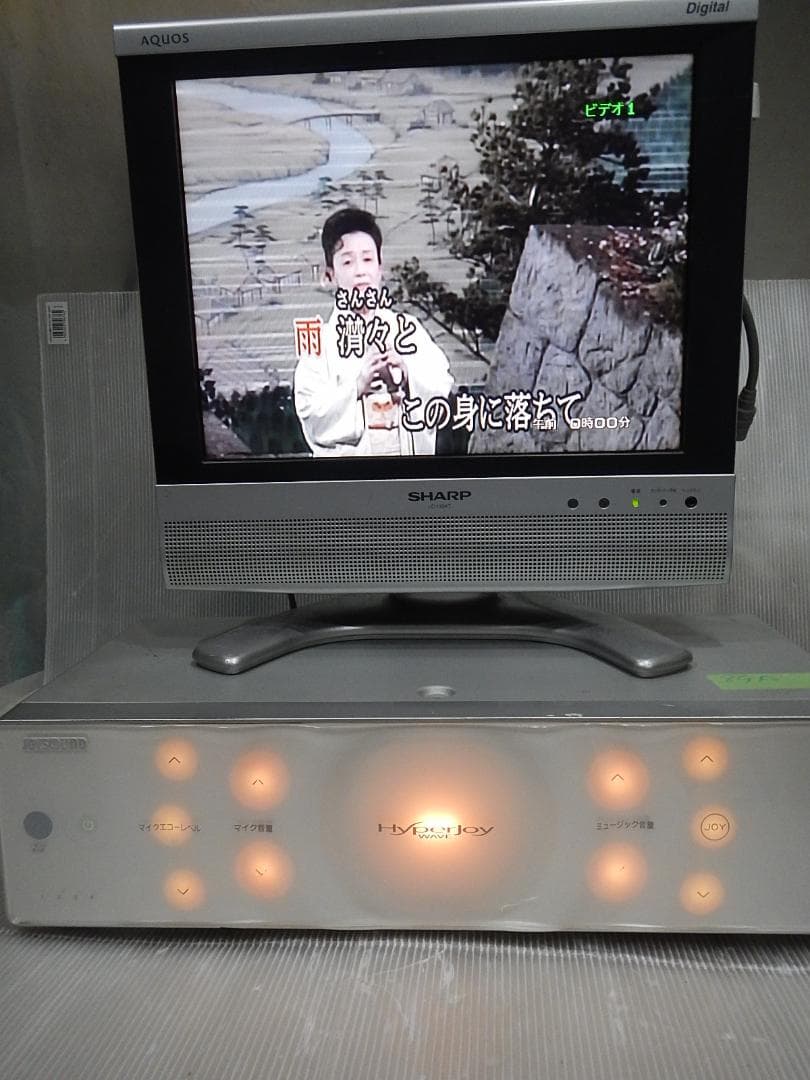 ジョイサウンドカラオケ機　JS-W1 mic　RCAvideoコード付き