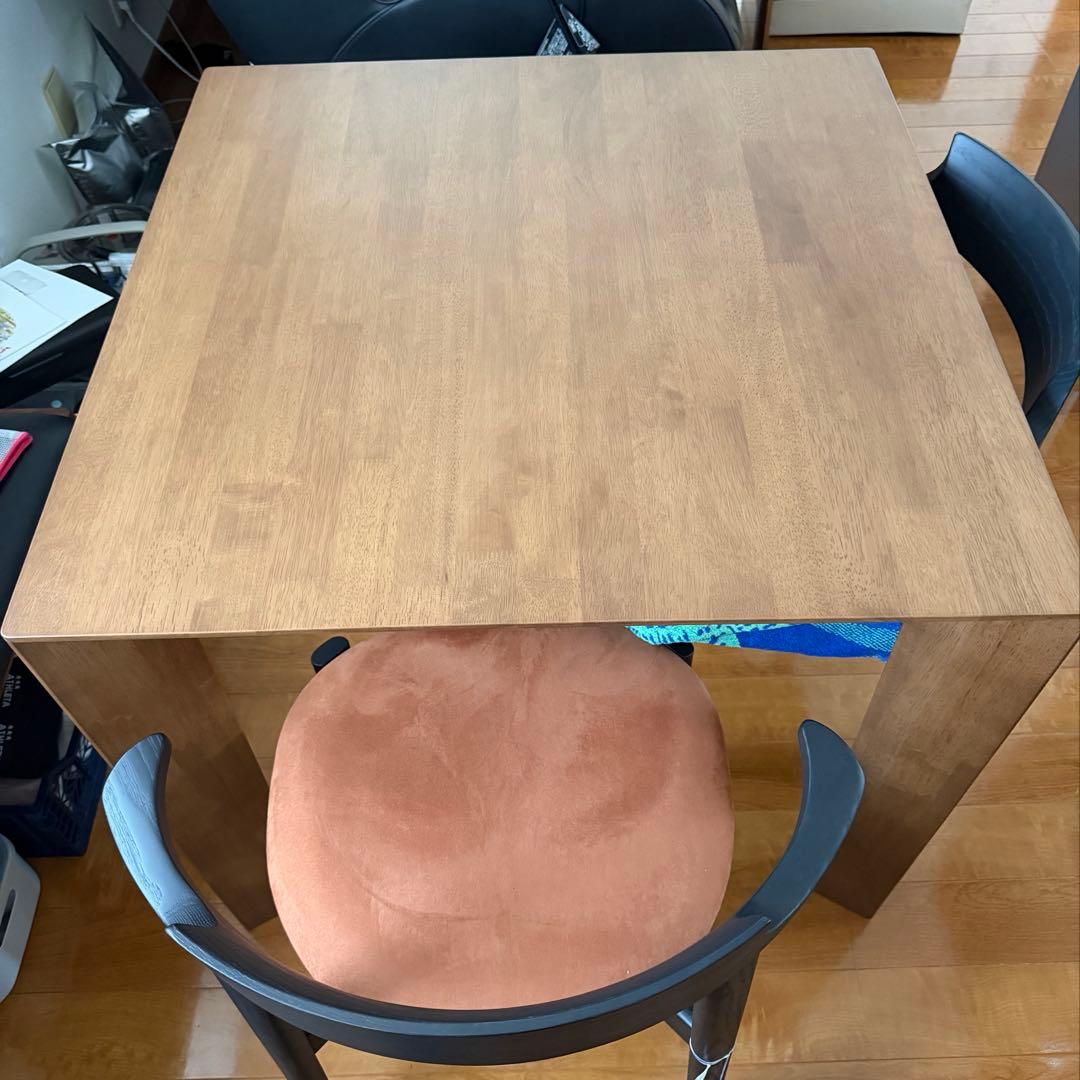 売り切り。1/15までカリモク家具　ダイニングテーブルD21904モルトブラウン