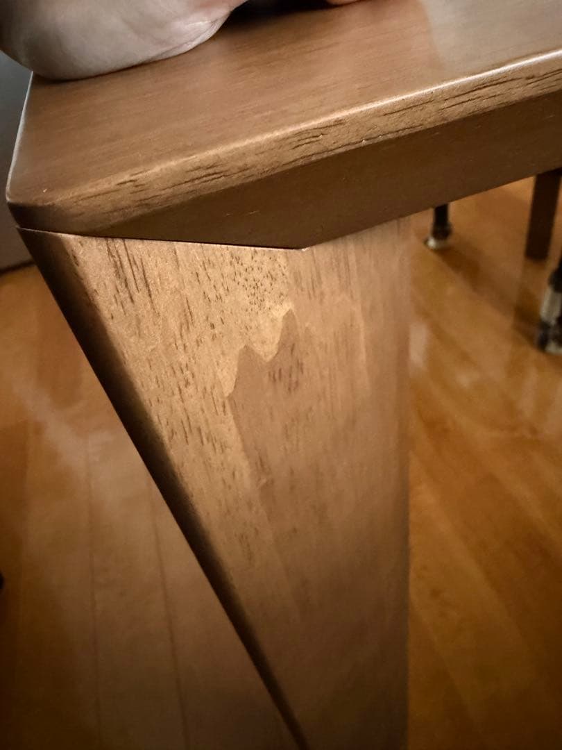 売り切り。1/15までカリモク家具　ダイニングテーブルD21904モルトブラウン