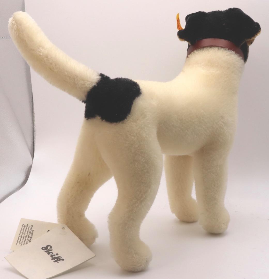 Steiff ジャックラッセル・テリア 犬のぬいぐるみ