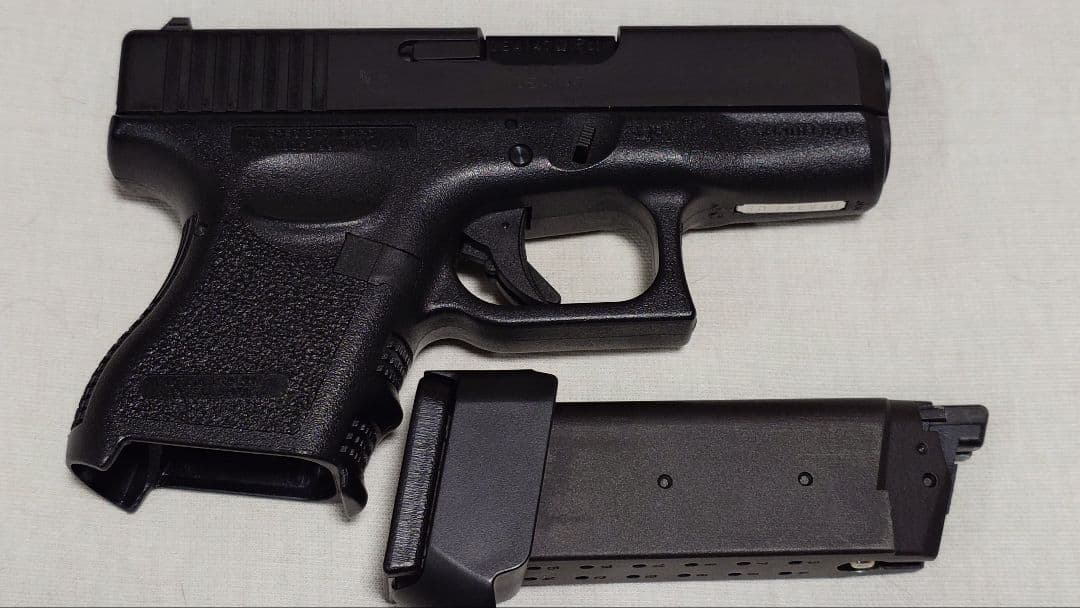 KSC G26C ガスブローバックピストル　フルオート可能　　未使用に近い最新版