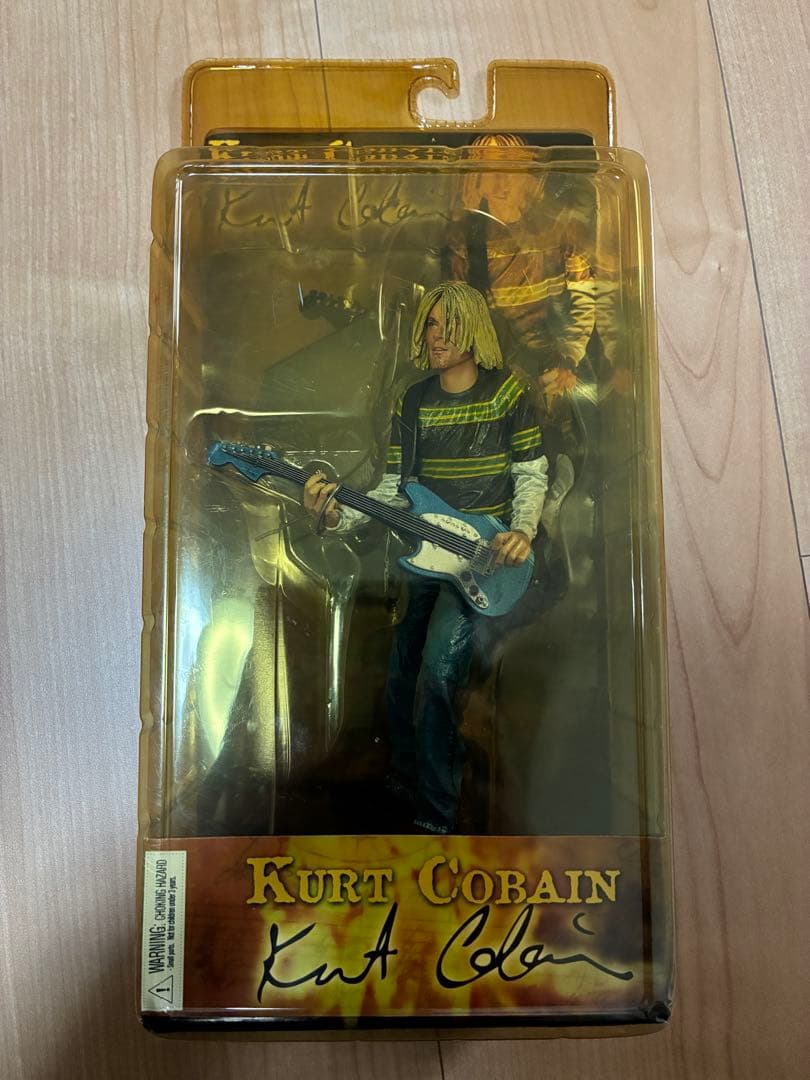  Cobain フィギュア nirvana カートコバーン