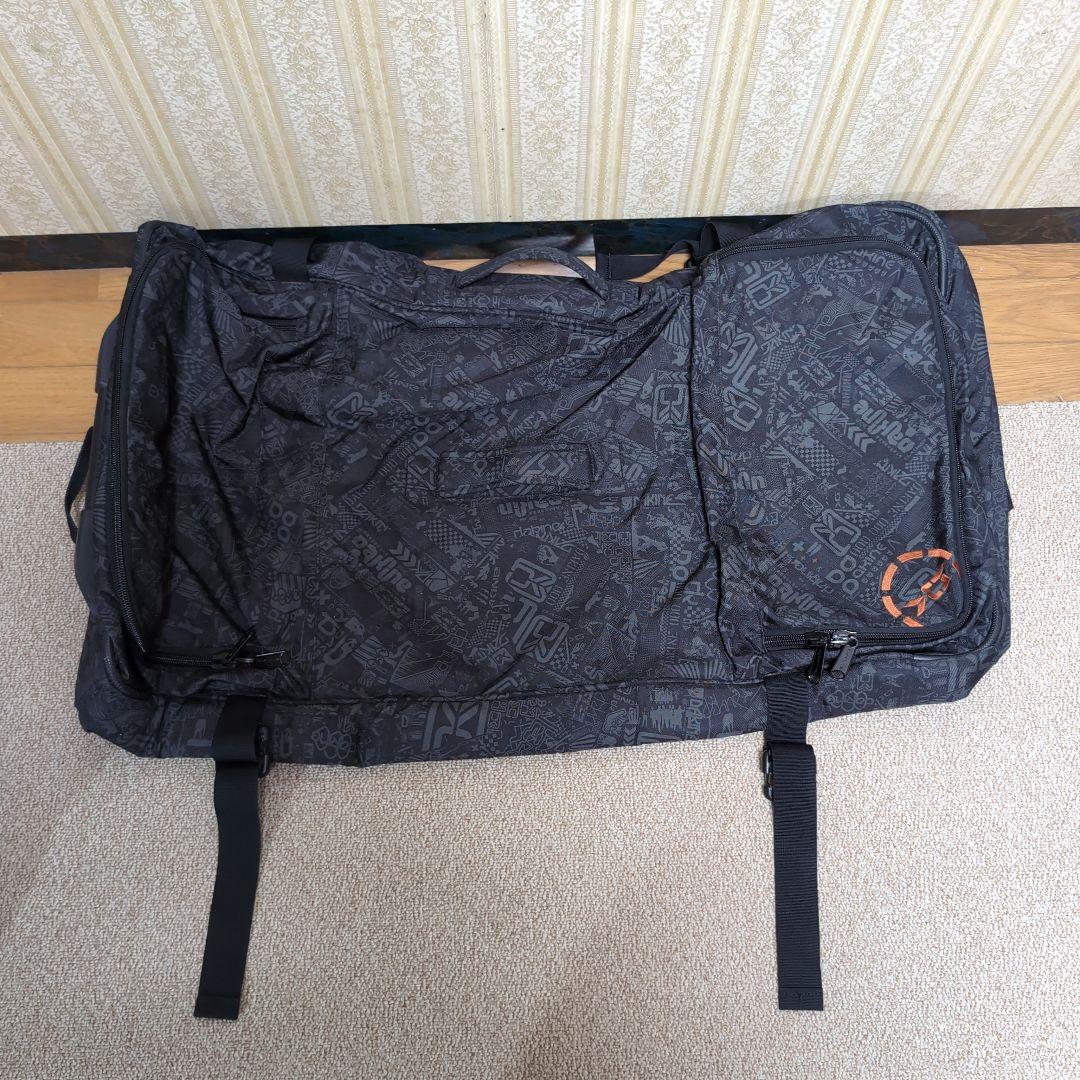美品 DAKINE ダカイン 大容量 キャリーバッグ 100〜110L相当