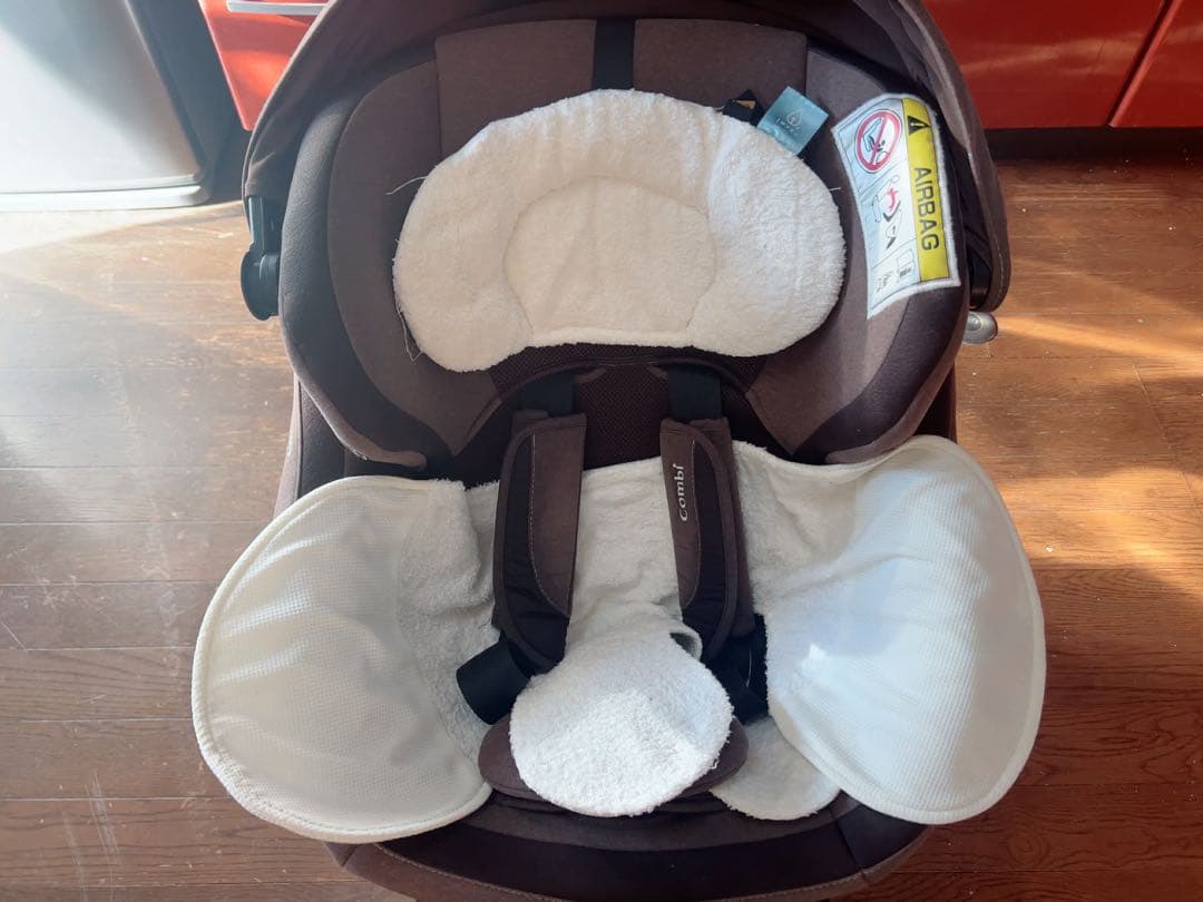 Combi クルムーヴスマート ISOFIX 360度回転