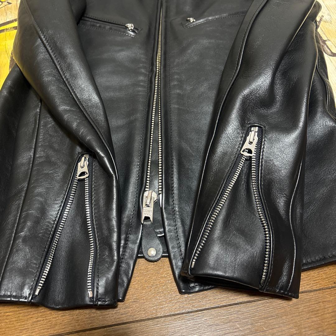 超美品‼️最新型schott641XX 32インチ