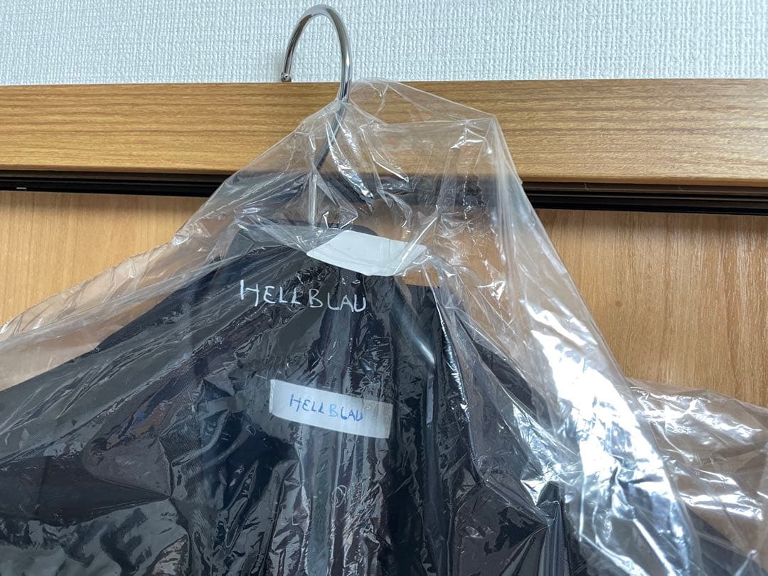 ano ／ あのちゃん HELL BLAU テーラードジャケット（BLACK）